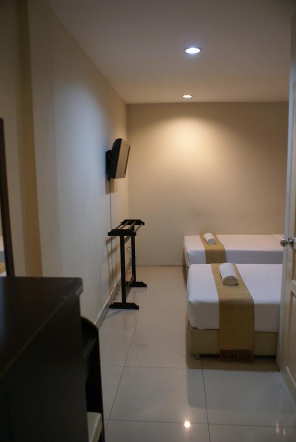 Economy Twin Room