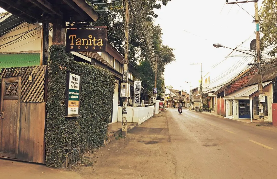 Tanita House-1